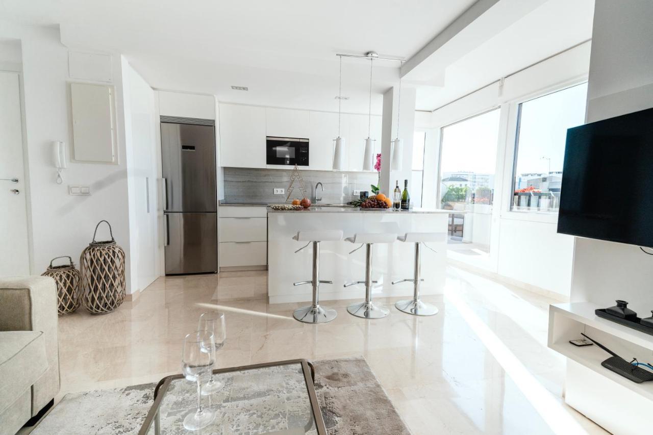 Polo Apartaments 7A Marbella Exterior photo